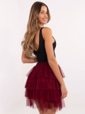 Elegantná mini sukňa s volánom v bordovej farbe