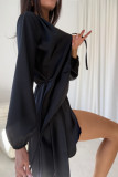 Čierne mini zavinovacie šaty Catlin