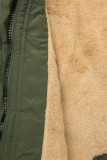 Khaki parka na zimu s béžovým futrom