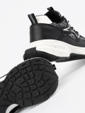 Čierne dámske sneakersy s ozdobnými prvkami