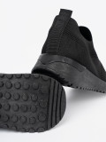 Čierne slip-on tenisky