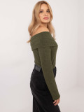 Elegantný khaki pulóver s dlhým rukávom