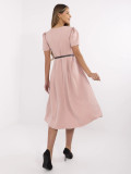 Elegantné midi šaty v staroružovej