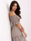 Béžové letné midi šaty s off-shoulder strihom