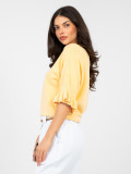 Elegantný pulóver s 3/4 rukávmi a volánom v žltej farbe