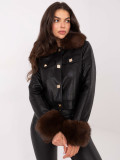Krátka čierna bunda z ekokože s podšívkou