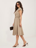 Béžové rozšírené midi šaty s opaskom