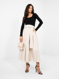 Béžová elegantná midi sukňa s pásikmi a opaskom