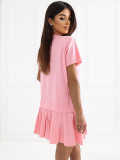 Svetloružové rozšírené mini šaty s krátkym rukávom
