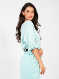 Svetlomodrý elegantný pulóver s 3/4 rukávom a volánom