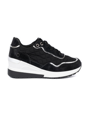 Čierne dámske sneakersy na platforme