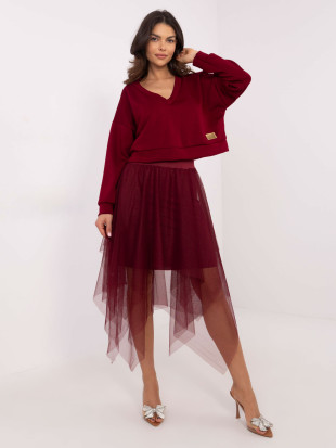 Elegantný komplet v bordovej farbe