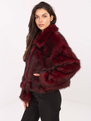 Elegantná bordová zimná bunda