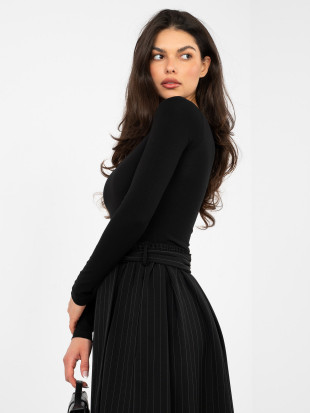 Čierna bavlnená blúzka s dlhým rukávom a podšívkou