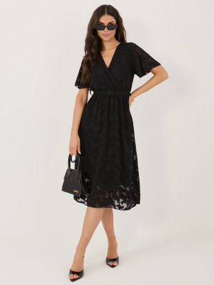 Čierne rozšírené midi šaty s opaskom