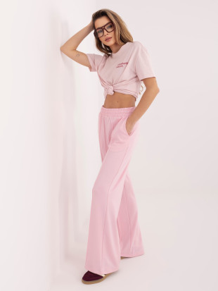 Široké ružové teplákové nohavice